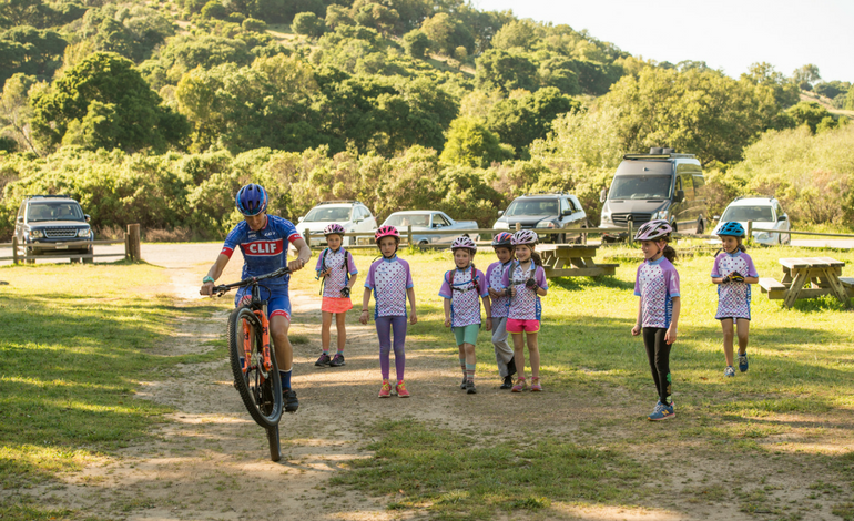 Lea Davison wheelie